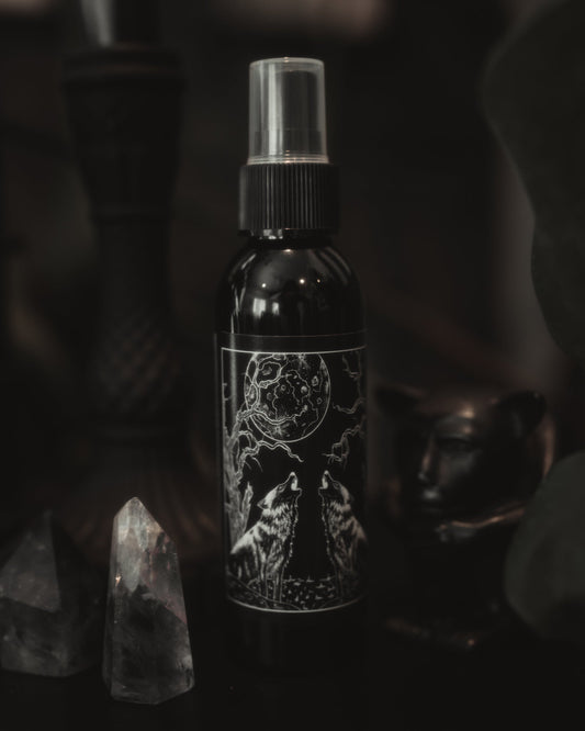 The Moon Room Spray | The Pretty Cult