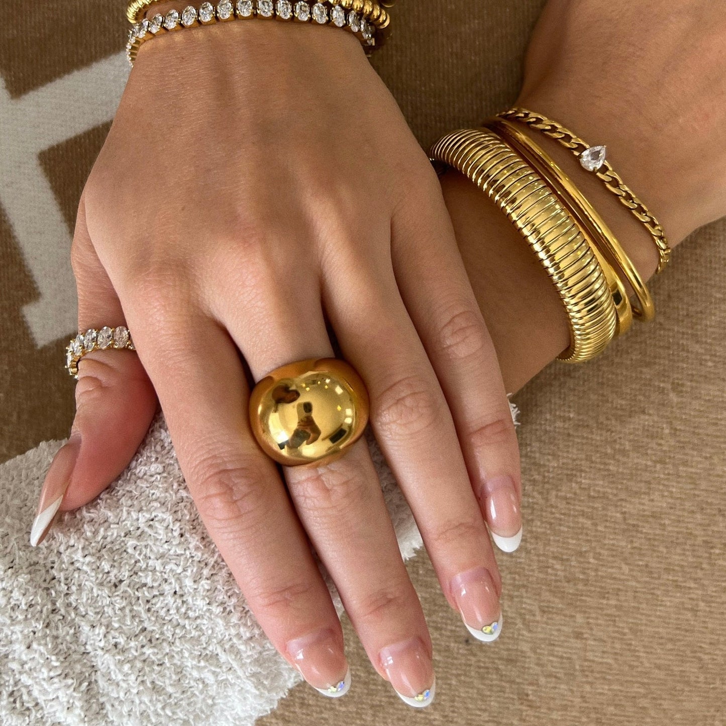 Skylar Pear Chain Bracelet