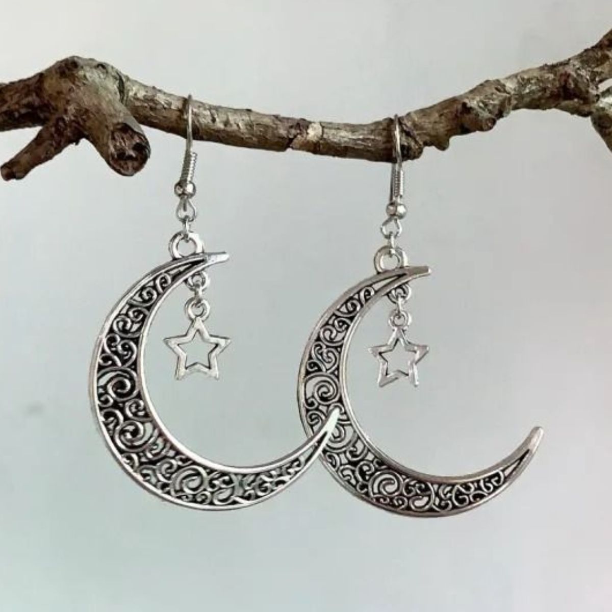 Emma Alloy Cutout Moon Earrings | 2 Colors | Poundton