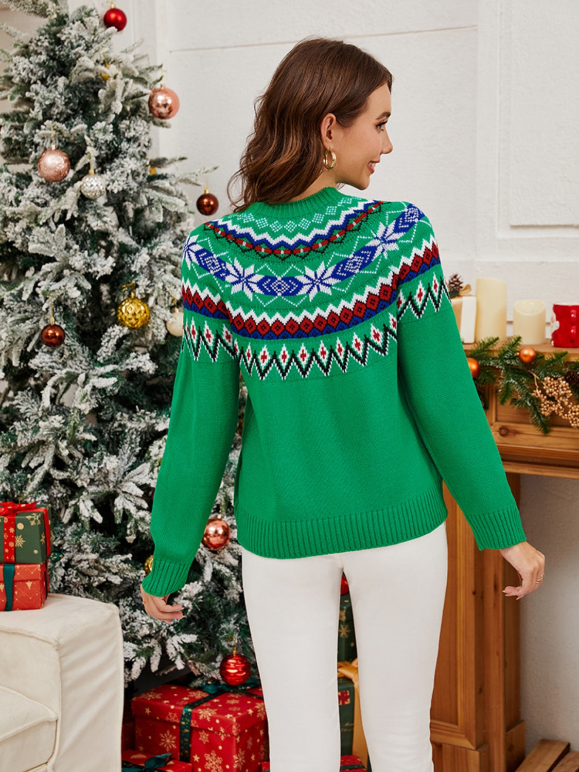 Chlo-Ho-Ho-e Geometric Round Neck Long Sleeve Sweater | Poundton