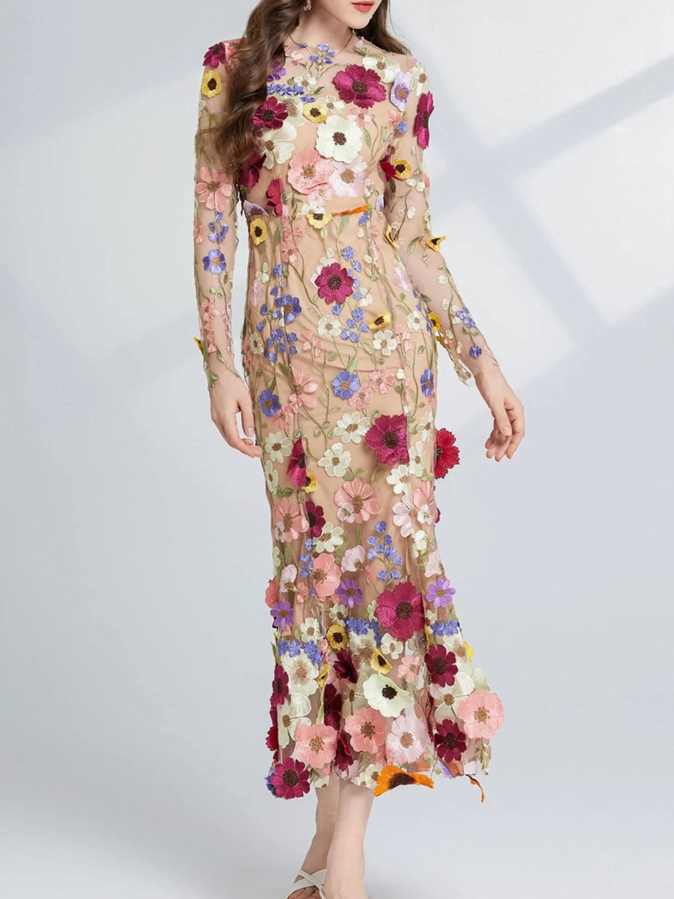 wildflower embroidered dress Enchanted Flower Mesh Maxi ASOS LUXE 3D floral Size:EU 39 / 8.5 R25 1 length dress features colorful