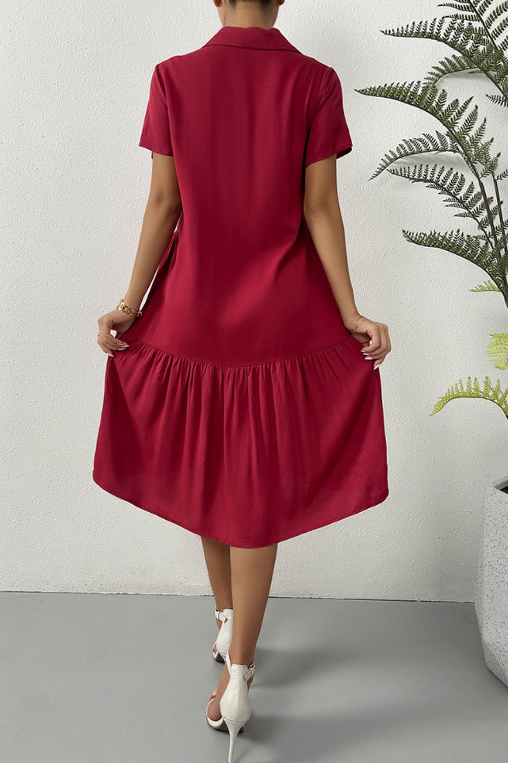 Roman Holiday Short Sleeve Button-Down Shirt Dress in Solid Wine