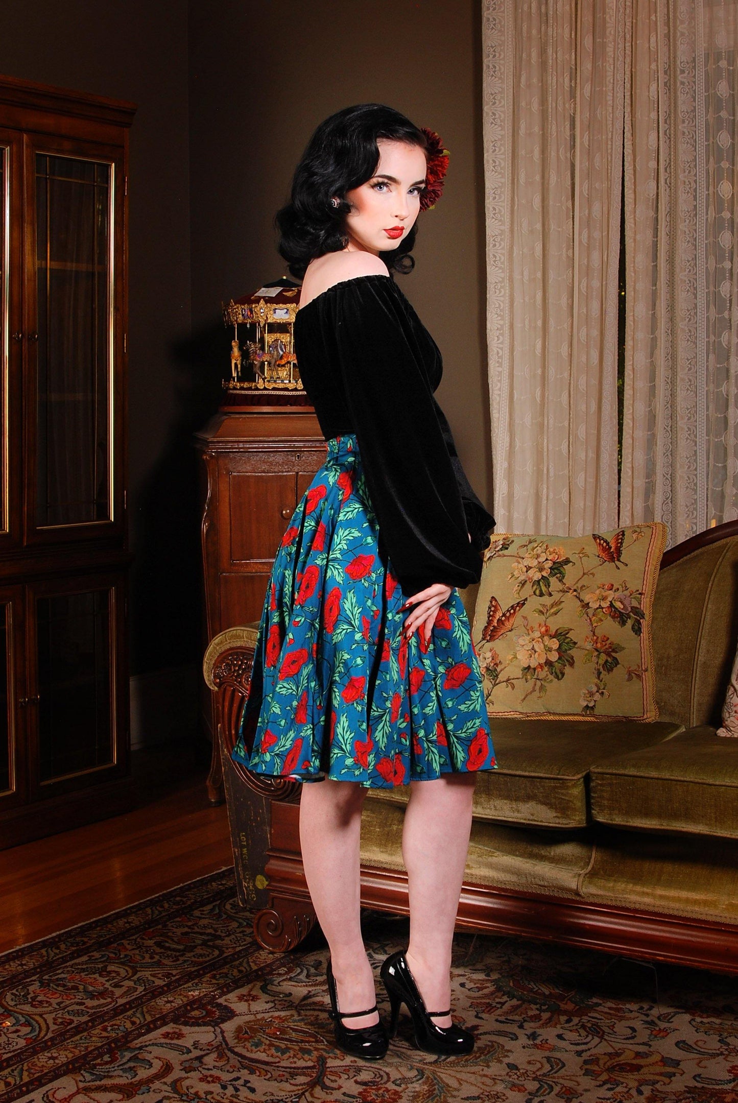 Swann Long Sleeve Peasant Top in Black Stretch Velvet | Pinup Couture - pinupgirlclothing.com