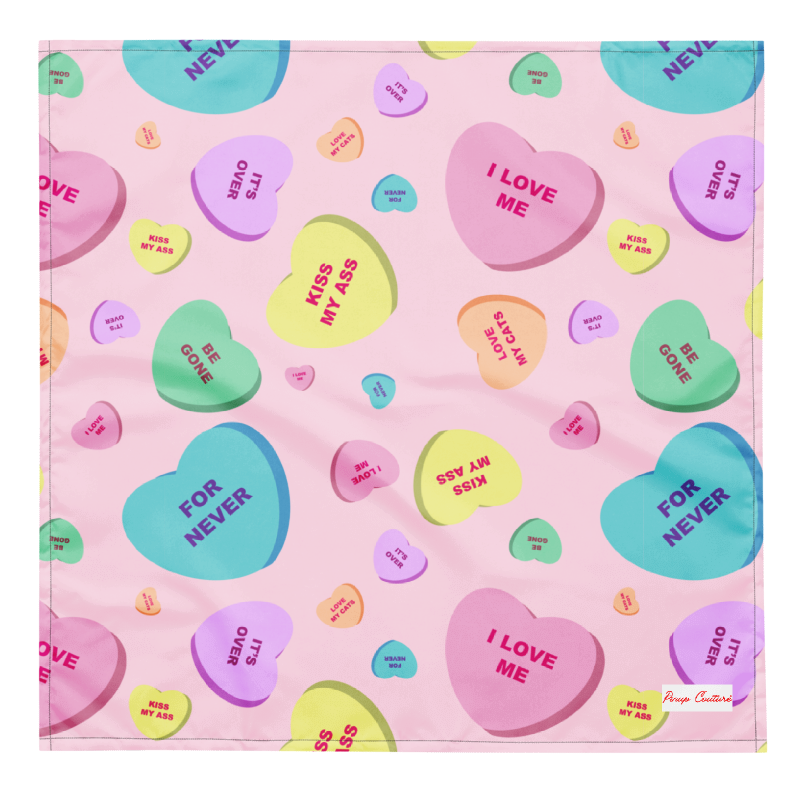 Cyndi Sweetheart Scatter Print Bandana