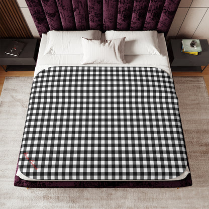 Ultra Fuzz Black Gingham Sherpa Blanket — Reversible Two‑Tone Cozy Throw | Pinup Couture