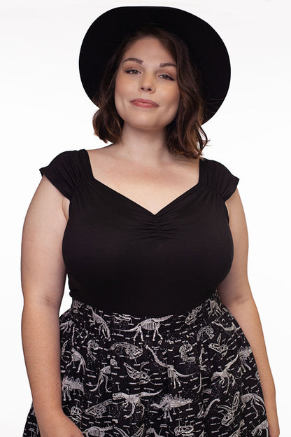 Isabel Top in Black | Retrolicious