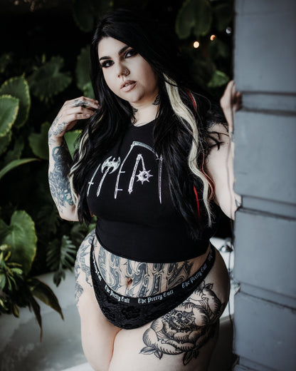 Van Helsing cropped tank in black, front view