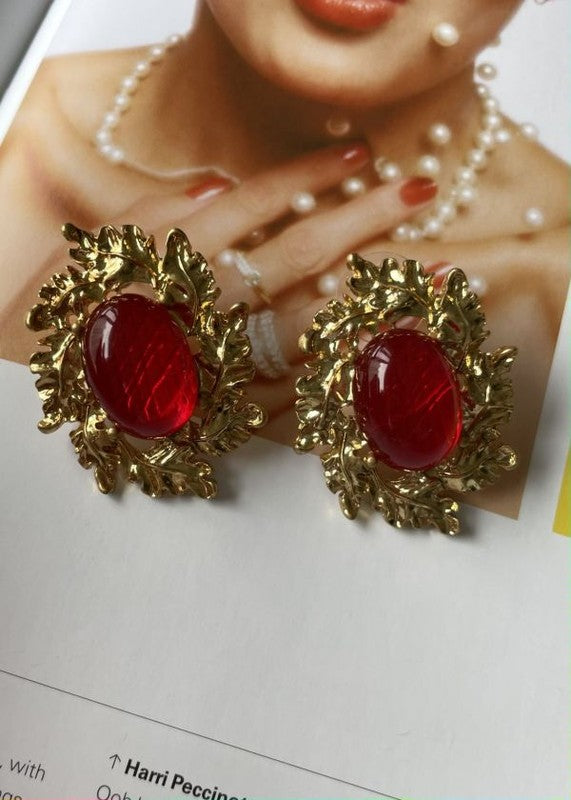 Versailles faux gold royal Vintage style red color glass flower stud earrings | Sifides Jewelry