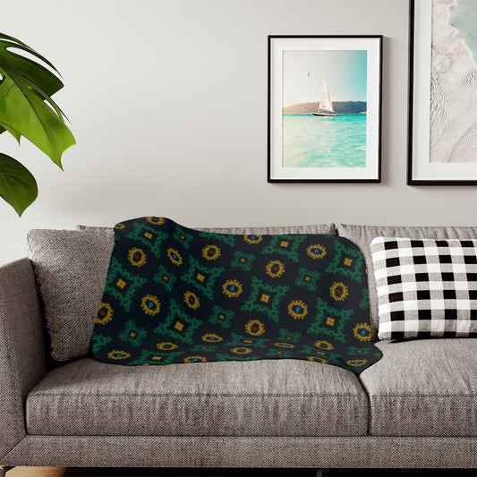 Ultra Fuzz Mesmerize Sherpa Blanket — Reversible Two‑Tone Cozy Throw | Pinup Couture