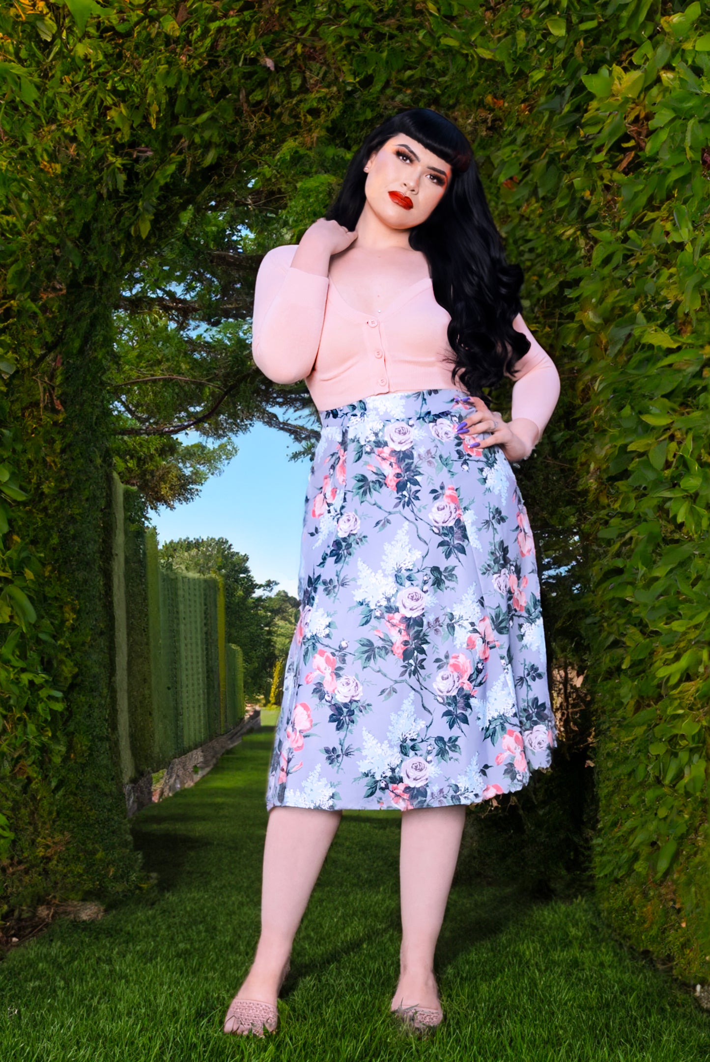 Final Sale - Viva Skirt in J'adore Paris Grey Bella Roses Stretch Crepe | Pinup Couture