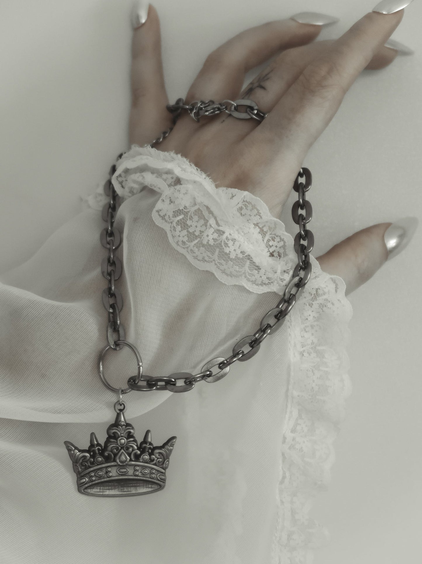The Summoning Choker | The Pretty Cult