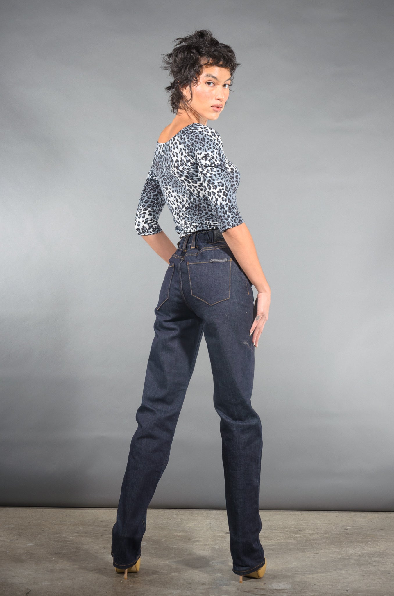 Kayla Top in Grey Leopard Crepe