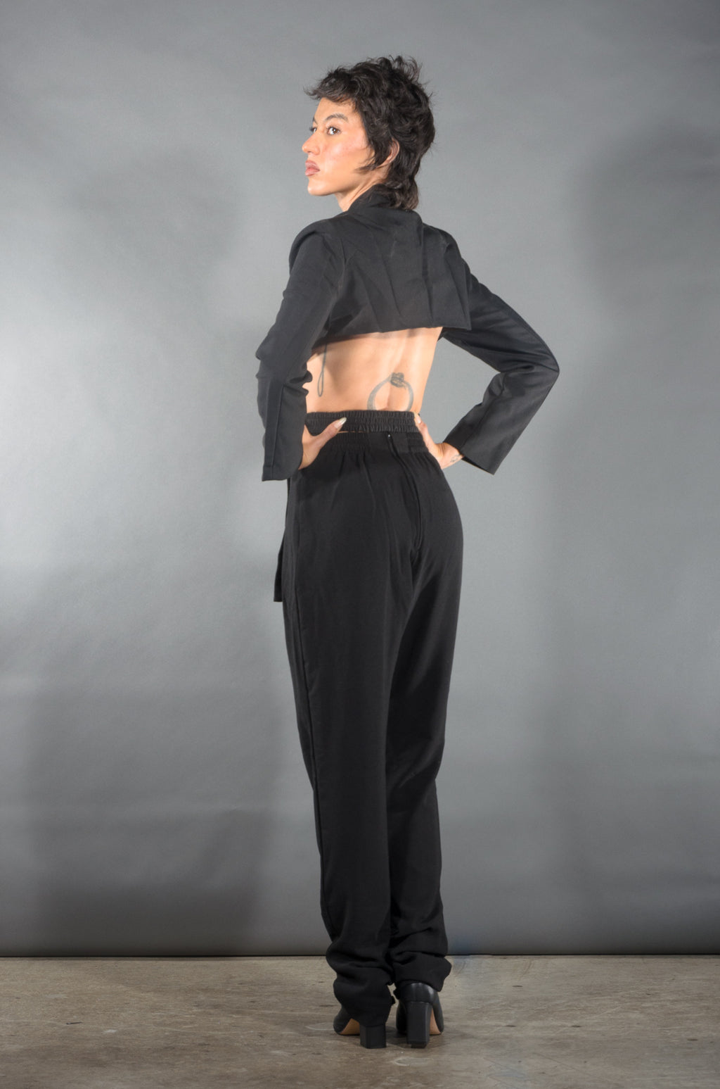 Olivia Vintage 90's Style Tapered Pants in Black Stretch Crepe | Traci Lords