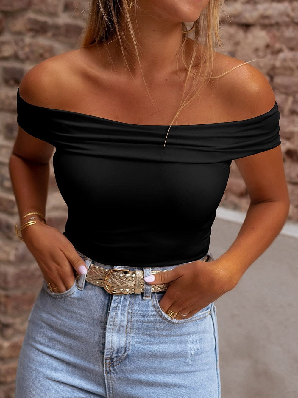 Cabaret Off-Shoulder Folded Slim Top in Black