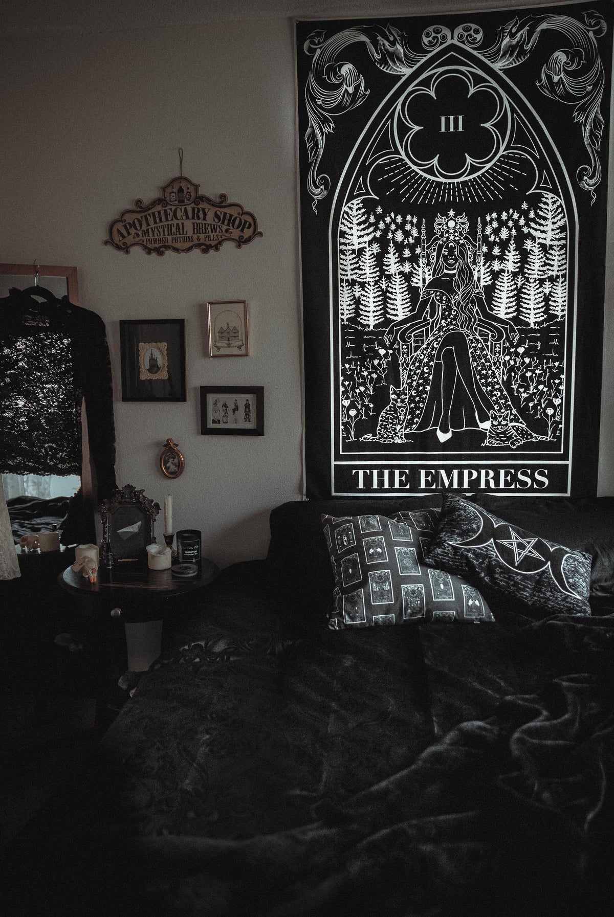 The Empress tarot card wall tapestry