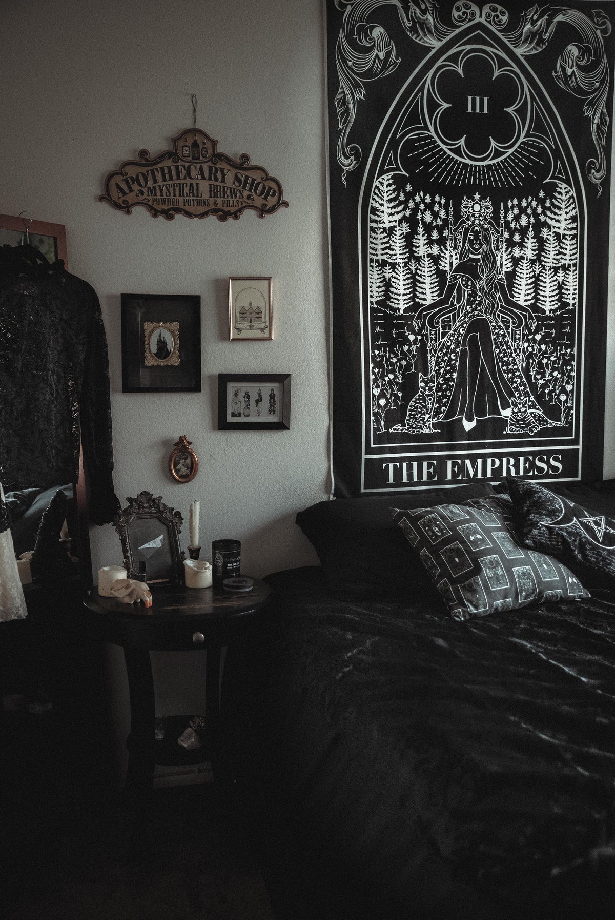 The Empress tarot card wall tapestry