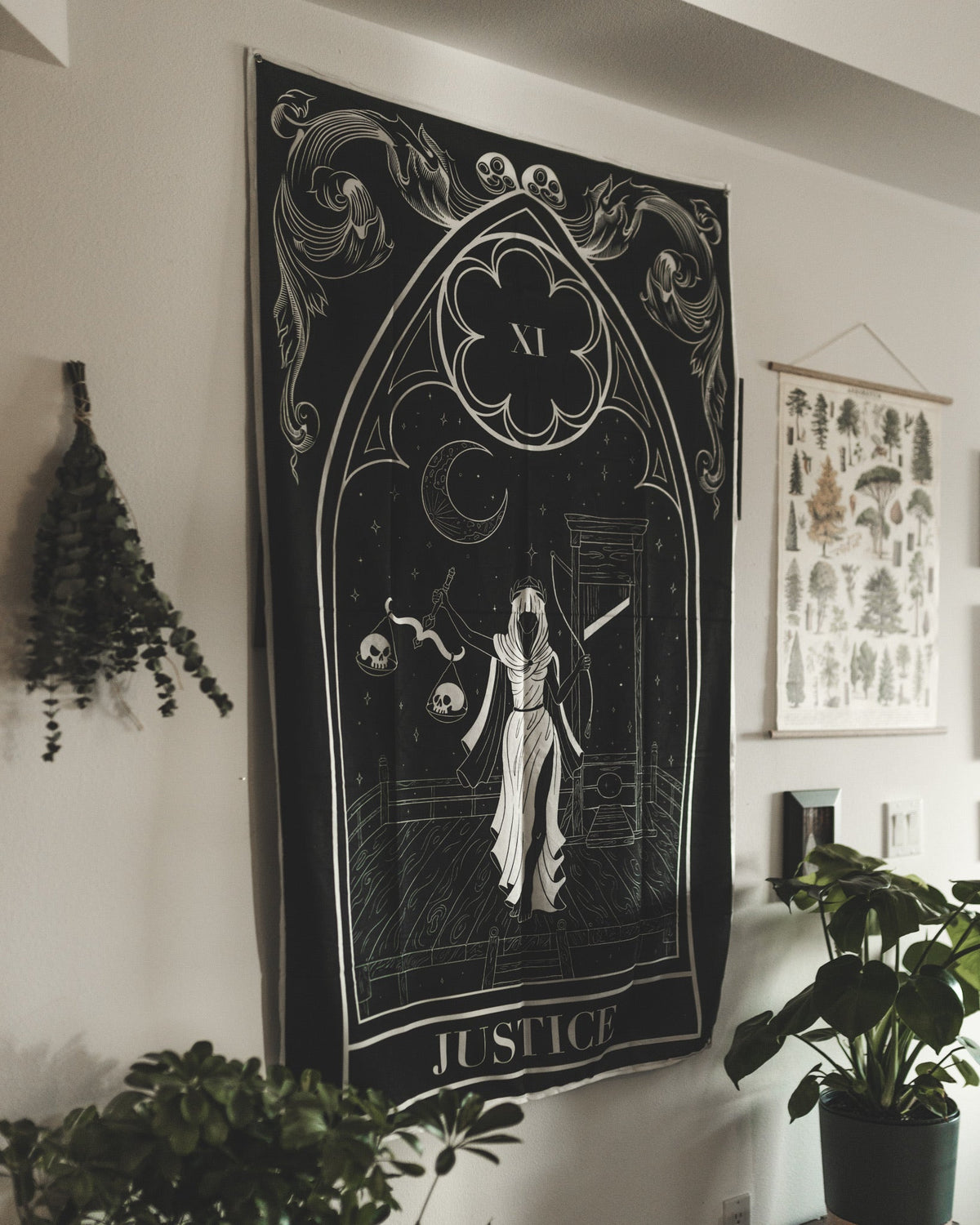 Justice tarot card wall tapestry