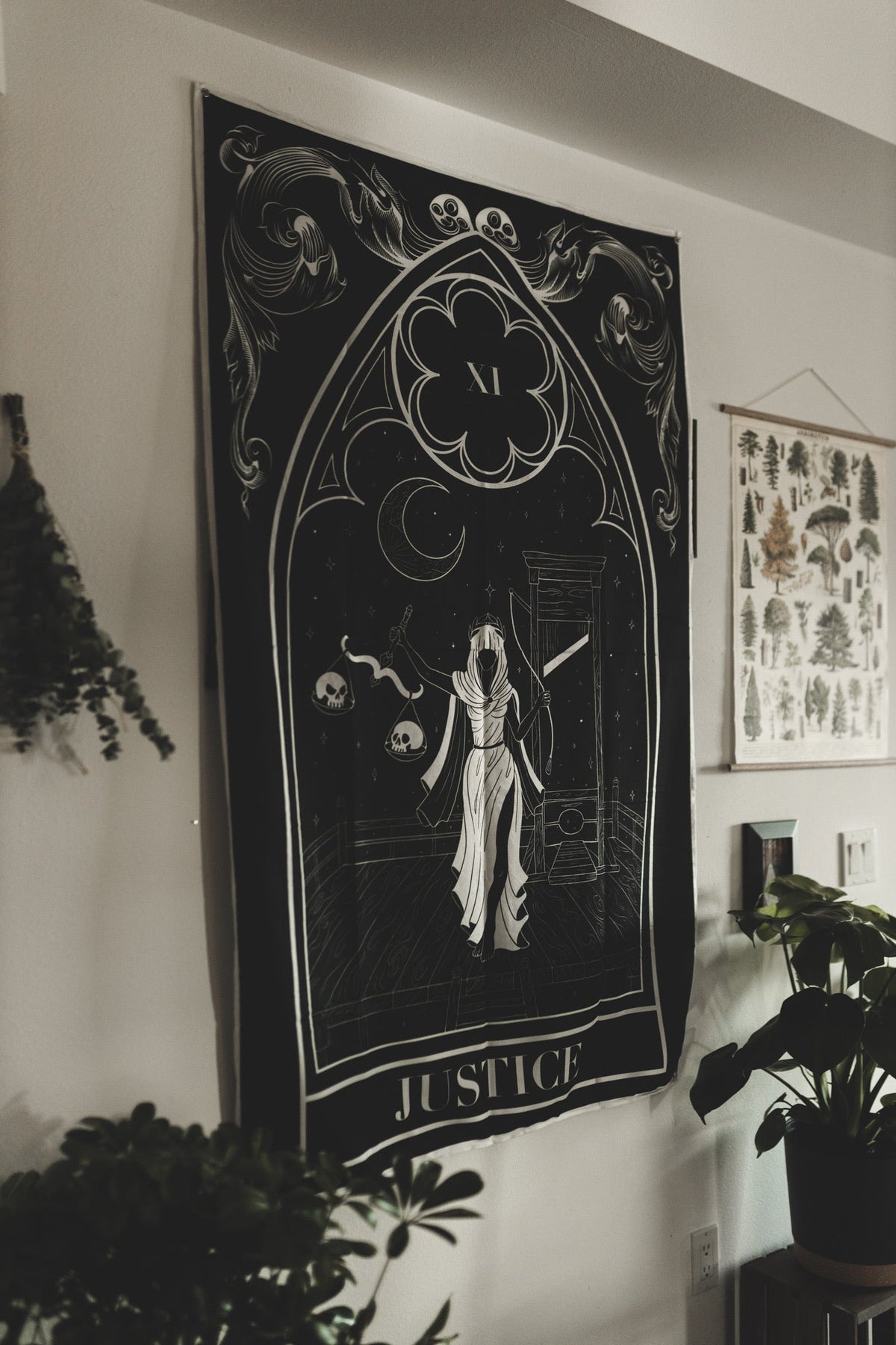 Justice tarot card wall tapestry