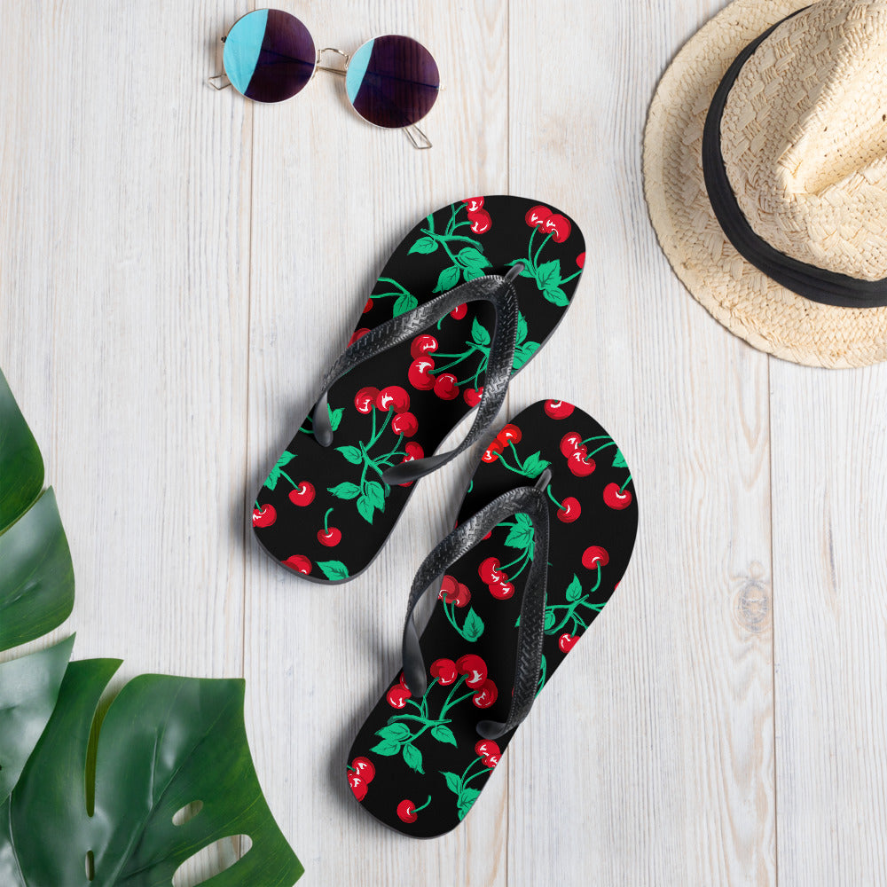 90s Vintage Thong Flip-Flop Beach Sandals in Black Cherry Print