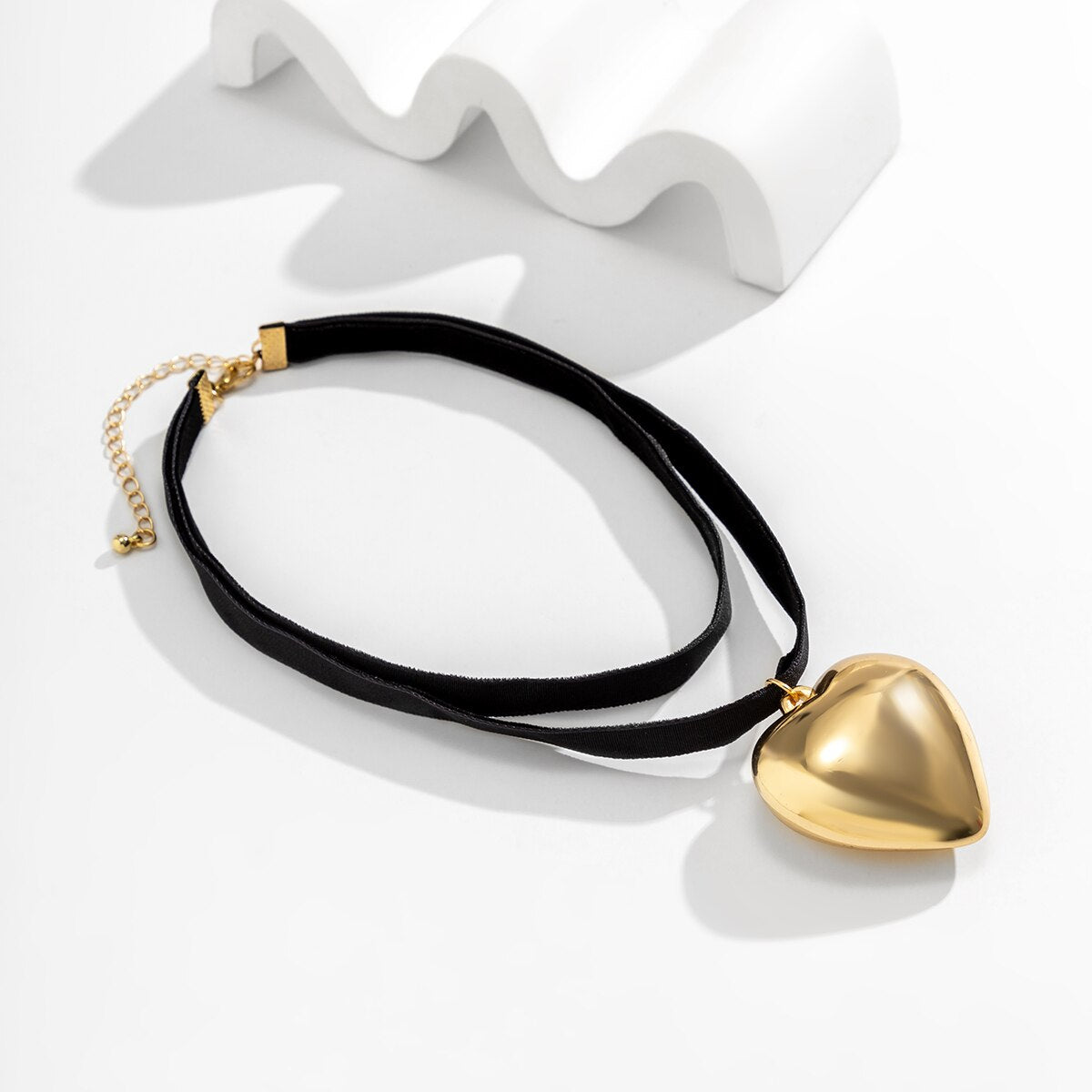 Oversized Love Heart Pendant Choker Necklace Goth Black Velvet