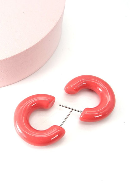 Perfect Pair Resin Hoops in Coral