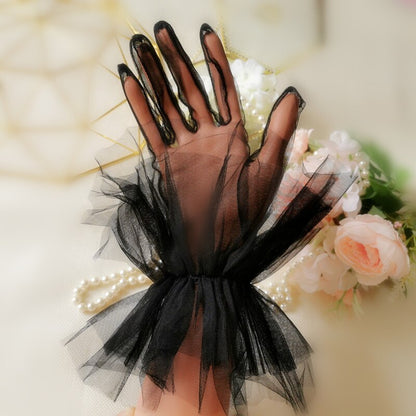 Izabetta Vintage Mesh Tufted Tulle Gloves | Black or White