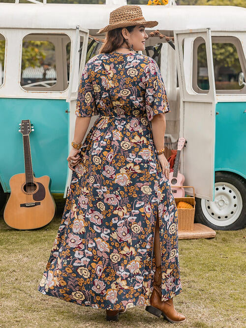 Janis Floral V-Neck Short Sleeve Slit Plus Size Dress | 2 Colors | Poundton