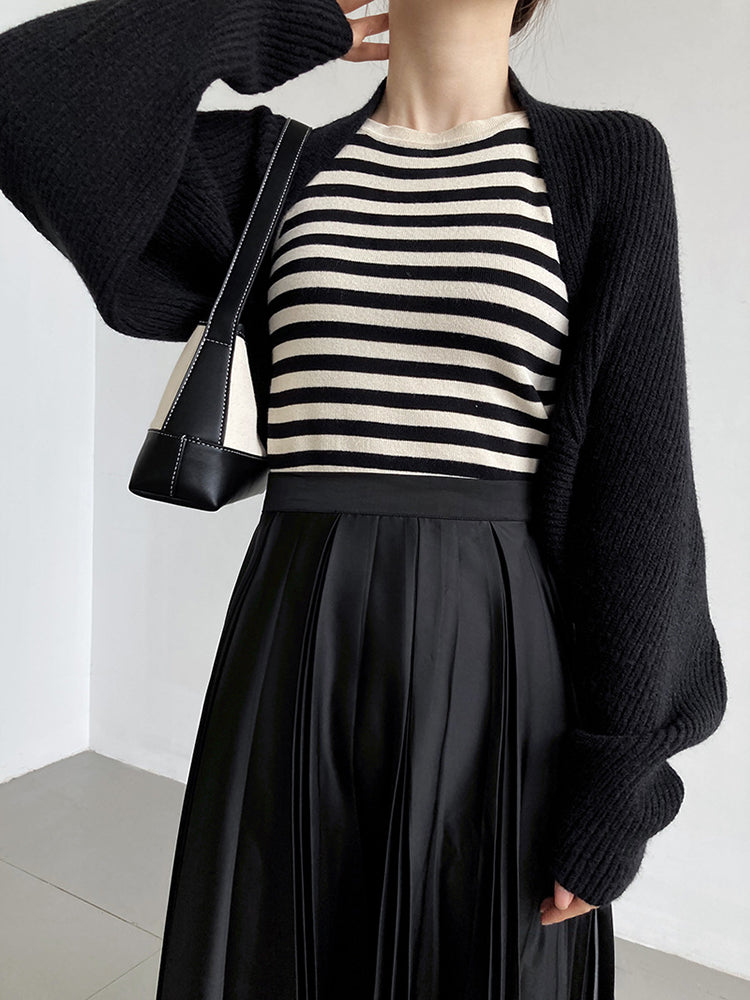 Bellatrix Knitted Acrylic Shrug Sweater in Solid Black | Marigold Shadows