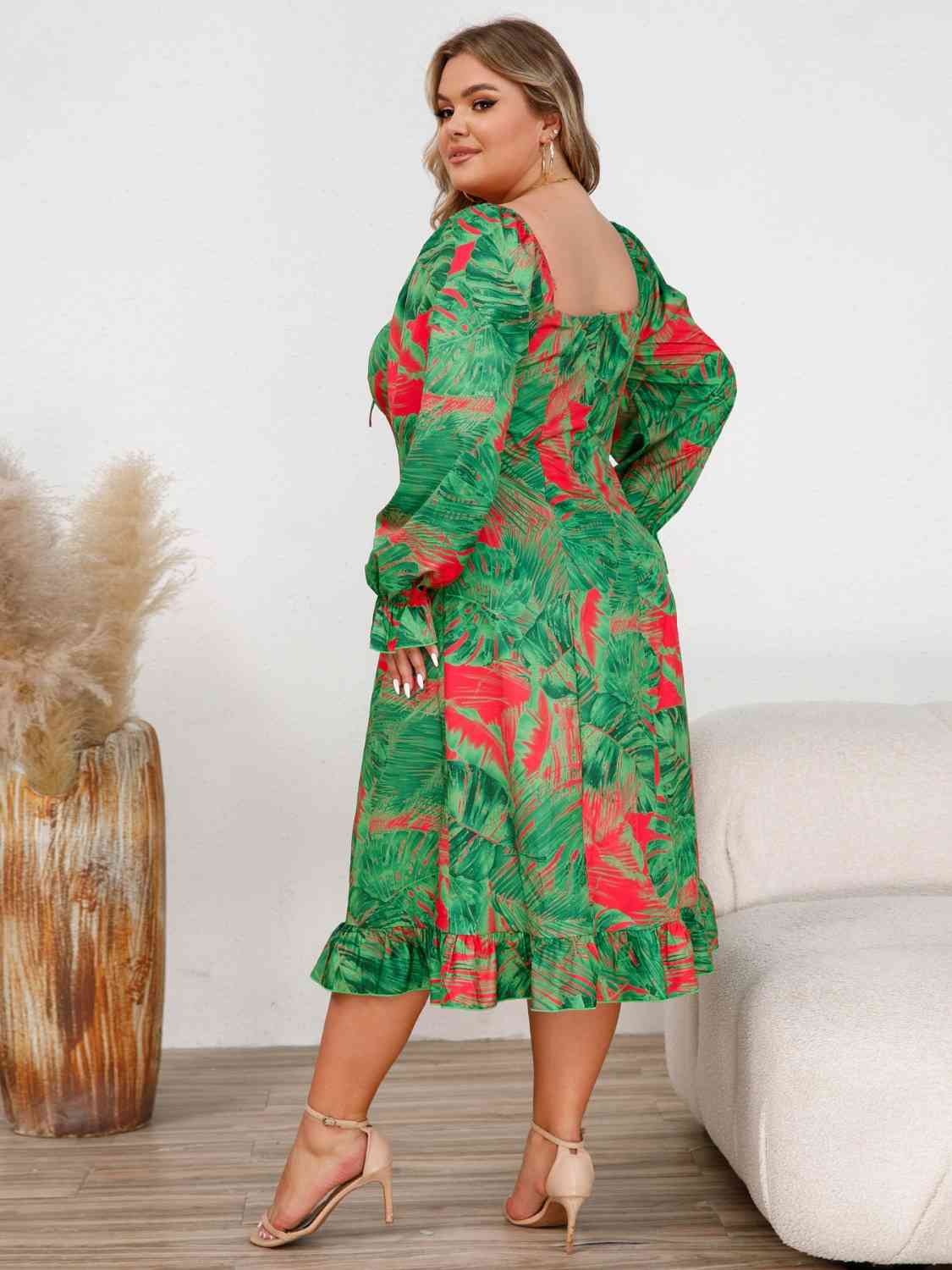 Jungle Wild 60's Plus Size Ruffled Flounce Sleeve Dress in Mid Green