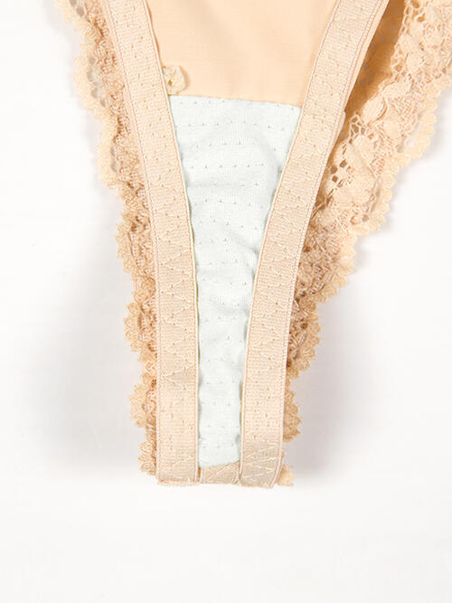 Nami Hourglass Super Curve Full Size Lace Detail Shapewear Shorts | Black or Ivory