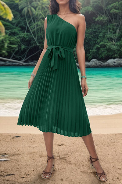 Pam Pleated Single Shoulder Tie Waist Midi Dress in Green