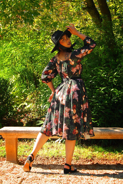 Marie-Thérèse Peasant Dress in Dark Bella Roses Crepe | Pinup Couture - pinupgirlclothing.com