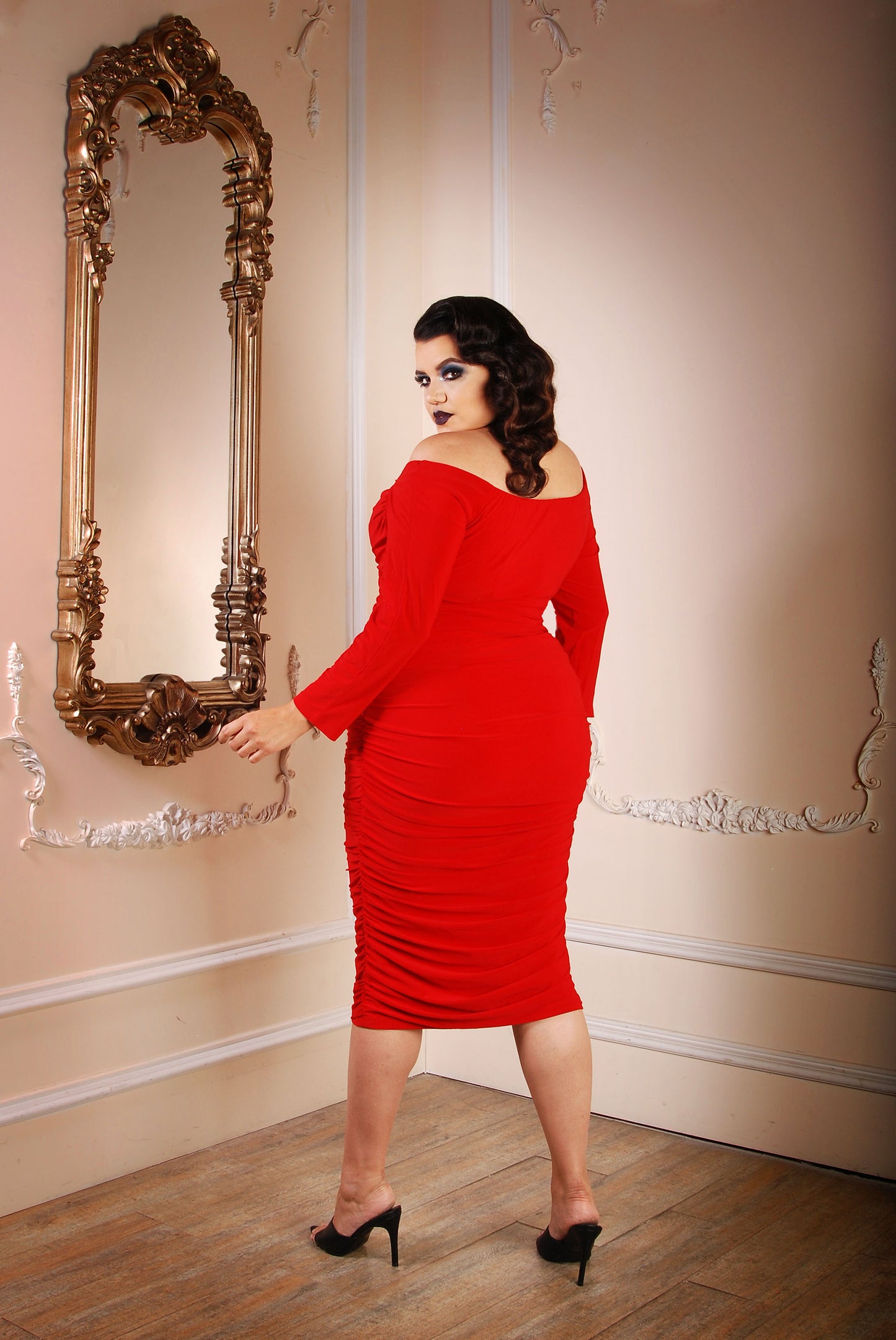 Laura Byrnes California Monica Wiggle Dress in Red