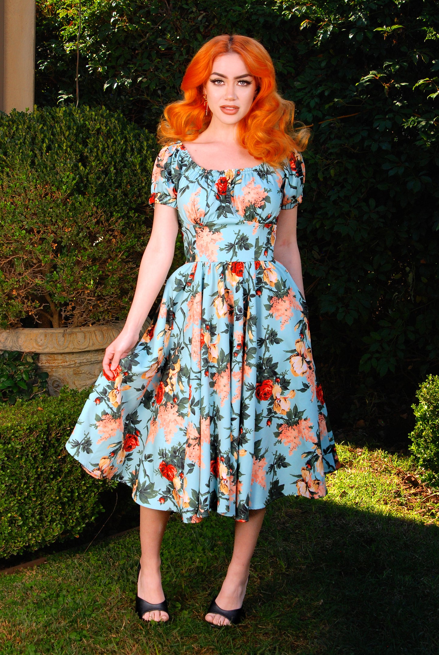 Marie-Thérèse Short Sleeved Peasant Dress in Sherbet Bella Roses Twill | Pinup Couture
