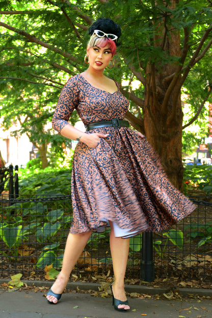 Final Sale - Priscilla Swing Dress in Gold and Black Medallions Print Stretch Twill | Laura Byrnes & Hope Johnstun