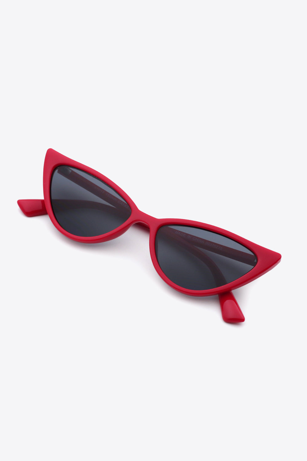 Wings Sharp Crimson Cat-Eye Sunglasses