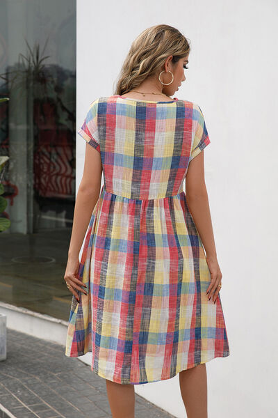 Rezd��ra V��cia Plaid Short Sleeve Dress | 2 Colors