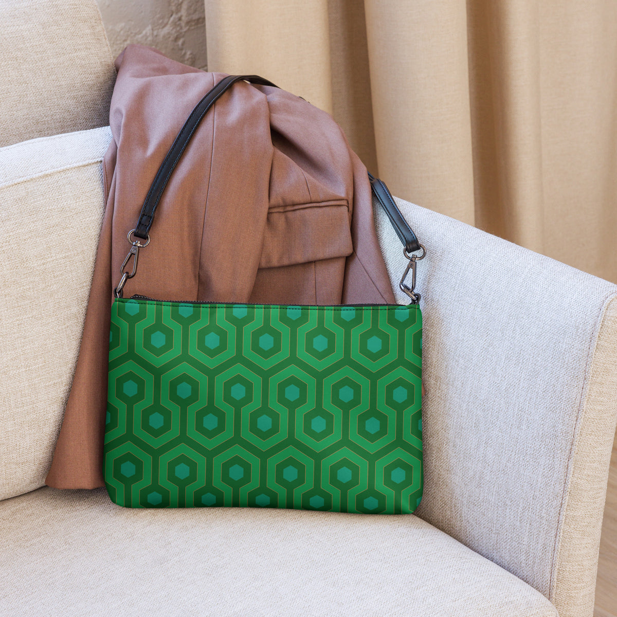 Kelly Green Hotel Hexagon Faux Leather Adjustable Strap Crossbody Bag