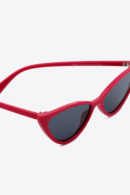 Wings Sharp Crimson Cat-Eye Sunglasses