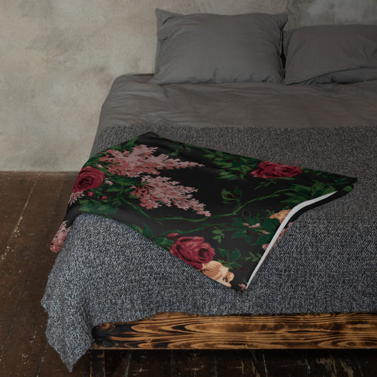 Cosette Dark Bella Roses Soft Fleece Throw Blanket | Pinup Couture Relaxed