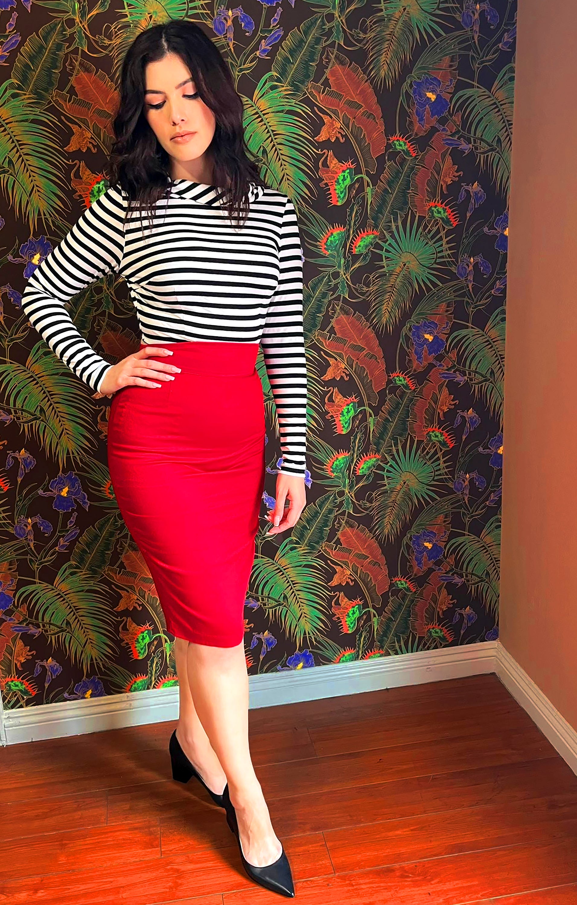 LB High Waisted Pencil Skirt in Red Cotton Sateen