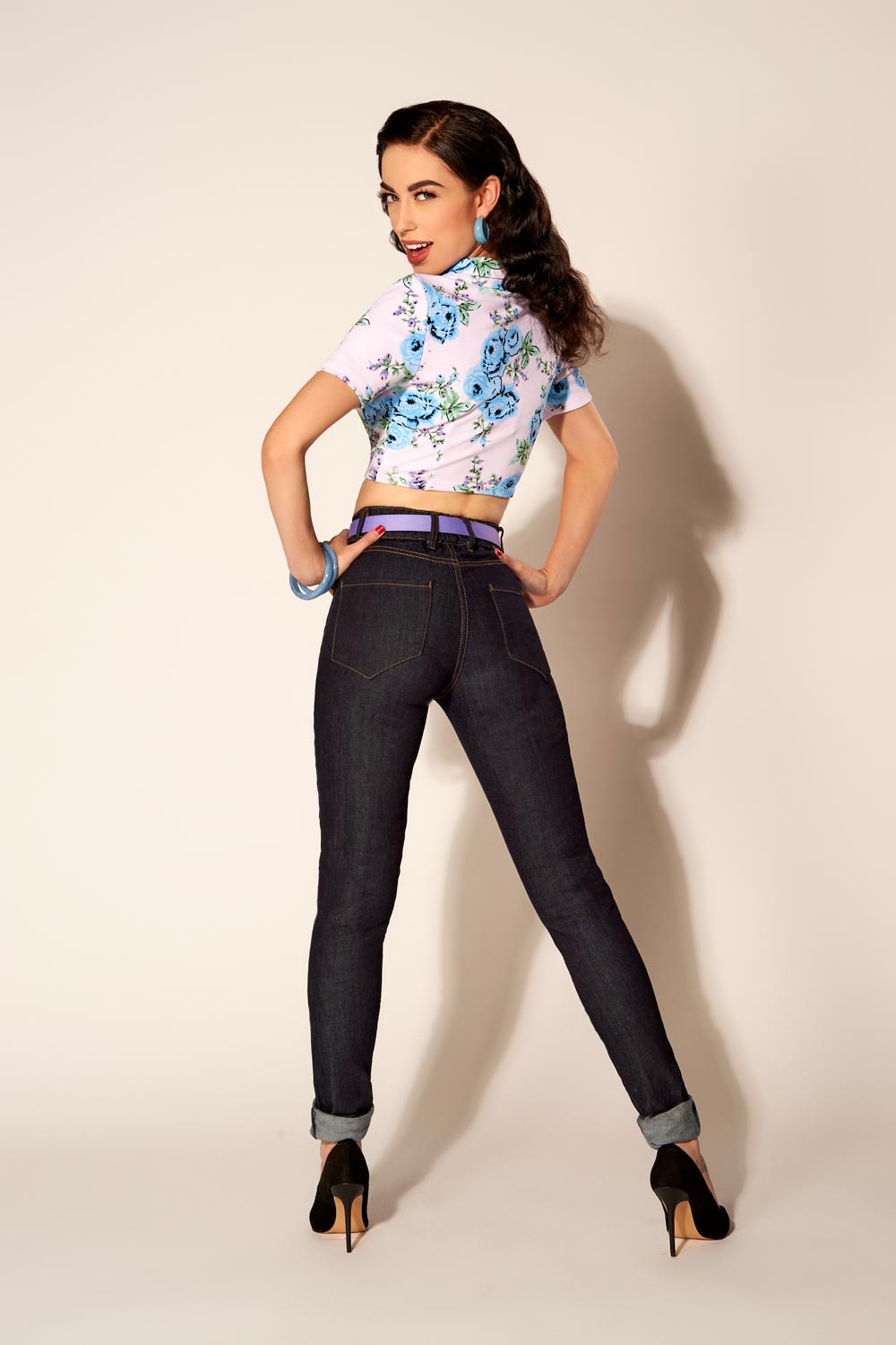 Final Sale - Love Your Body - Premium Stretch Denim Fitted 4-Pocket Jeans  by Laura Byrnes –