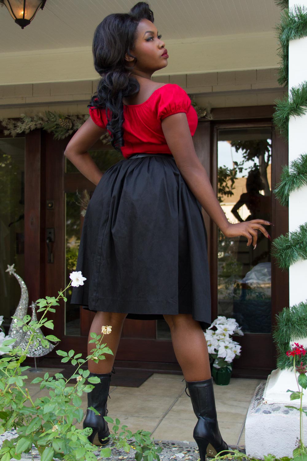 Pinup Couture Petite Bella Skirt in Black Sateen