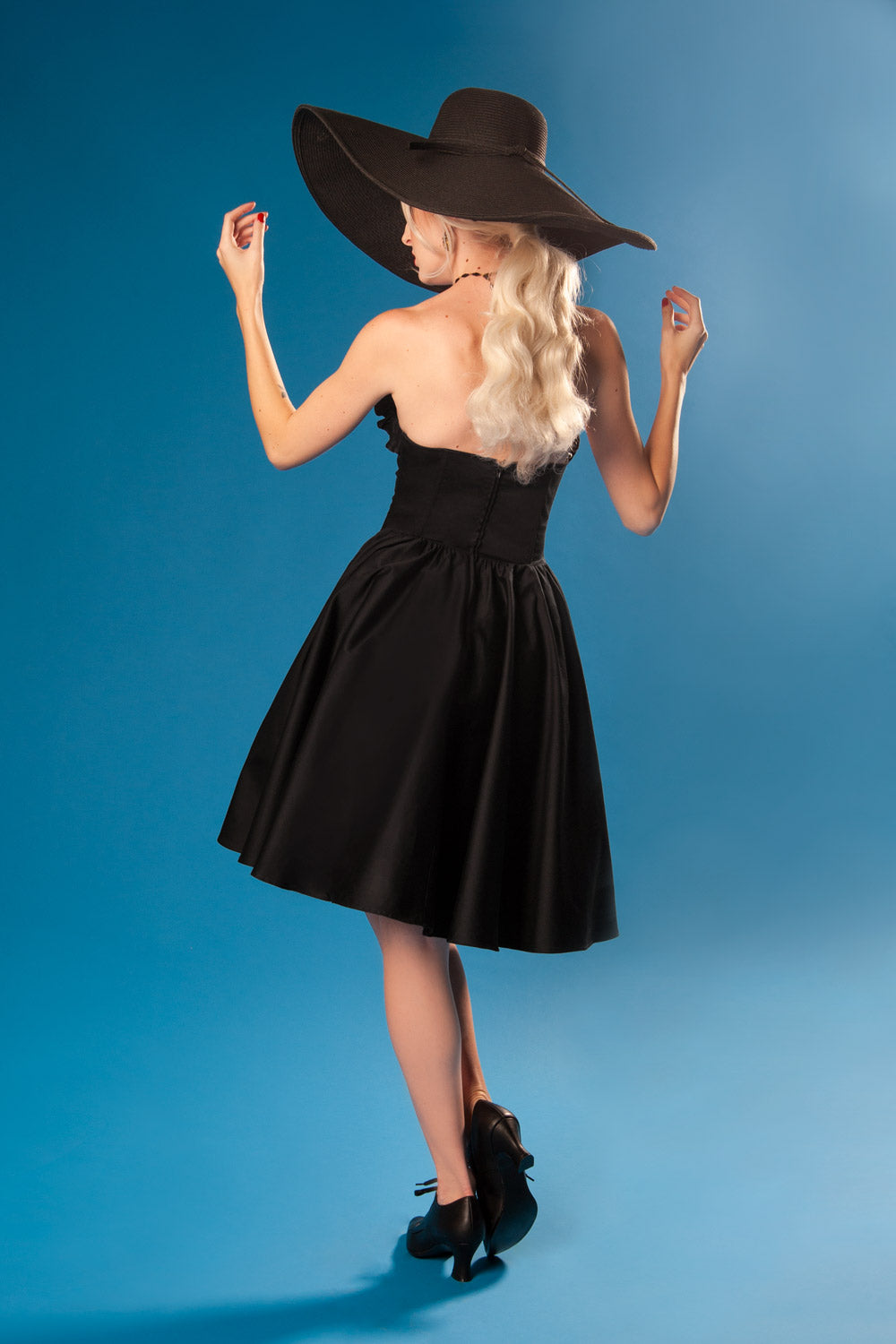 Pinup Couture Bela Dress in Black Cotton Sateen